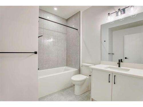 3-1927 27 Street Sw, Calgary, AB - Indoor Photo Showing Bathroom