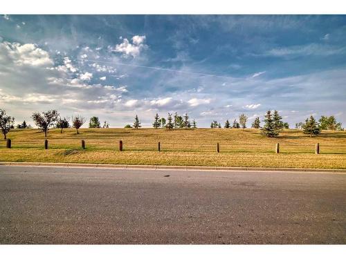 2123 24 Avenue Ne, Calgary, AB - Outdoor With View