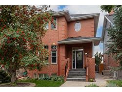 1735 31 Avenue SW Calgary, AB T2T 1S6