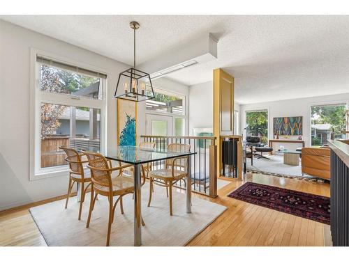 2844 63 Avenue Sw, Calgary, AB - Indoor Photo Showing Dining Room