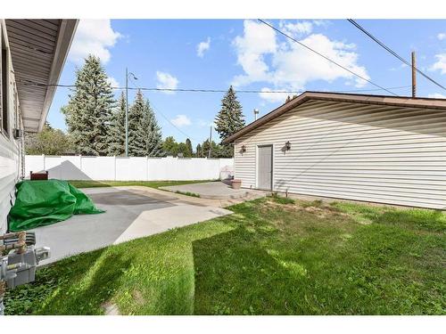 942 40 Avenue Nw, Calgary, AB - Outdoor