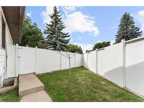 942 40 Avenue Nw, Calgary, AB - Outdoor