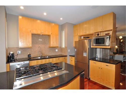 1217 18 Avenue Nw, Calgary, AB - Indoor Photo Showing Kitchen With Double Sink