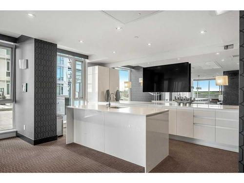 901-1122 3 Street Se, Calgary, AB - Indoor Photo Showing Kitchen