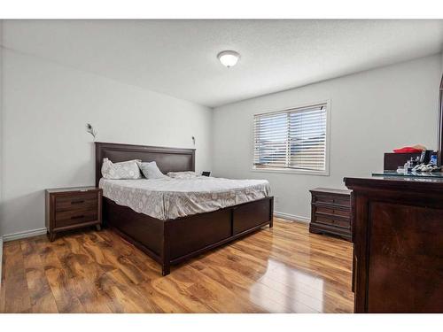 119 Taravista Drive Ne, Calgary, AB - Indoor Photo Showing Bedroom