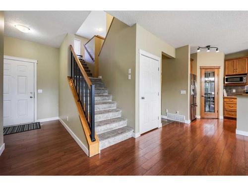 24 Copperstone Place Se, Calgary, AB - Indoor