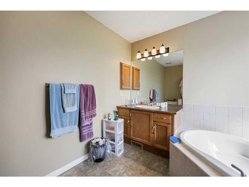 24 Copperstone Place Se, Calgary, AB - Indoor Photo Showing Bathroom