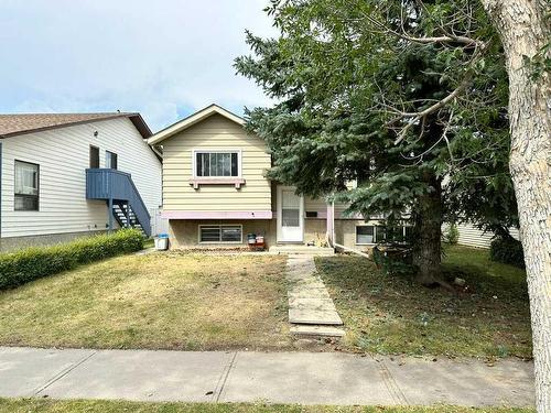 68 Macewan Drive Nw, Calgary, AB - Outdoor