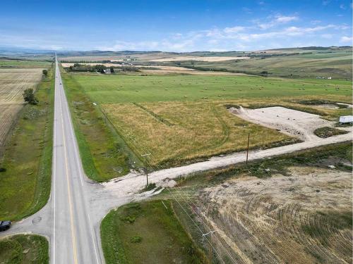 8 Acres 543 West, Rural Foothills County, AB 