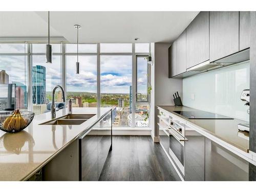 3509-1122 3 Street Se, Calgary, AB - Indoor Photo Showing Kitchen With Double Sink With Upgraded Kitchen