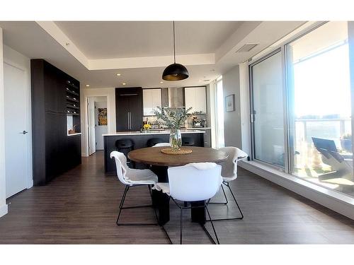 907-930 16 Avenue Sw, Calgary, AB - Indoor Photo Showing Dining Room