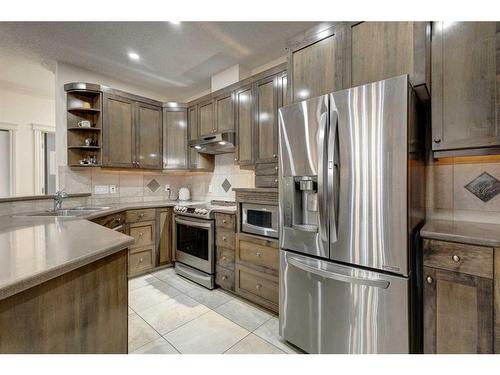 1208-24 Hemlock Crescent Sw, Calgary, AB - Indoor Photo Showing Kitchen With Stainless Steel Kitchen With Double Sink