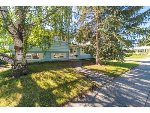 5251 Barron Drive Nw, Calgary, AB - Outdoor