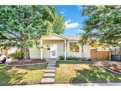 135 Rundleview Drive NE Calgary, AB T1Y 1H7