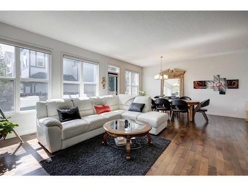 81 Auburn Meadows Crescent Se, Calgary, AB - Indoor Photo Showing Living Room