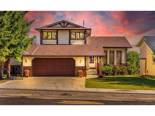 60 Patterson Hill Sw, Calgary, AB - Outdoor