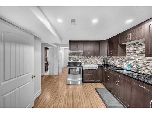 7030 Temple Drive Ne, Calgary, AB - Indoor Photo Showing Kitchen With Upgraded Kitchen