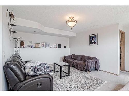 56 Laguna Close Ne, Calgary, AB - Indoor