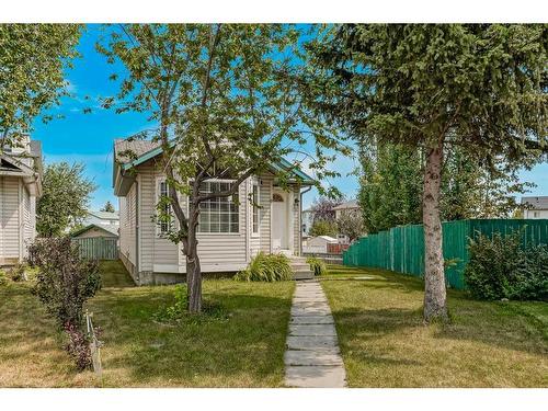 56 Laguna Close Ne, Calgary, AB - Outdoor