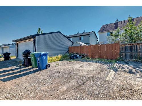 129 Elgin Meadows View Se, Calgary, AB - Outdoor