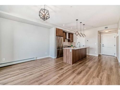 5212-200 Seton Circle Se, Calgary, AB - Indoor Photo Showing Kitchen