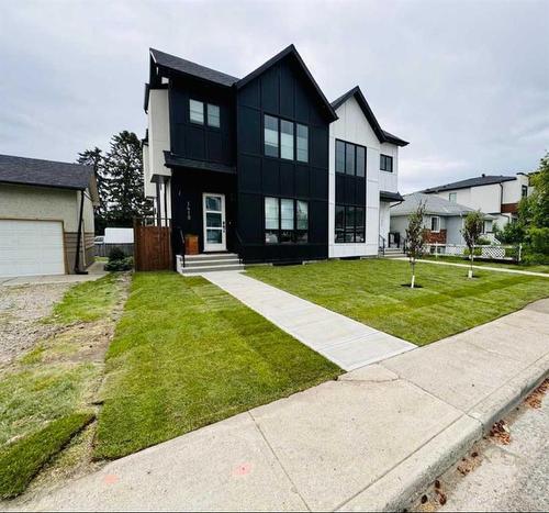 1420 41 Street Sw, Calgary, AB - Outdoor With Facade