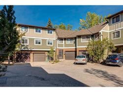 18-8533 Silver Springs Road NW Calgary, AB T3B 4A6