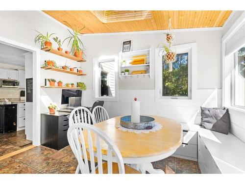 5826 Imperial Drive, Olds, AB - Indoor Photo Showing Dining Room