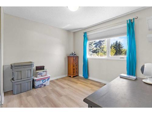 5826 Imperial Drive, Olds, AB - Indoor