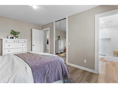 5826 Imperial Drive, Olds, AB - Indoor Photo Showing Bedroom