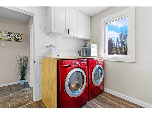 5826 Imperial Drive, Olds, AB - Indoor Photo Showing Laundry Room