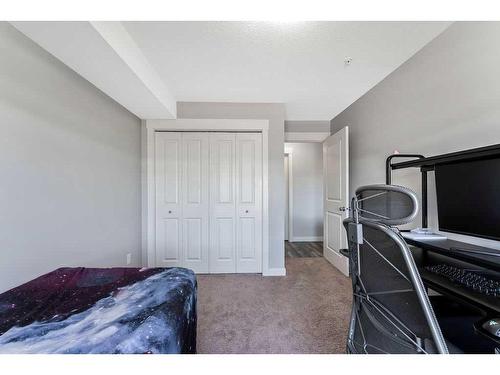 4306-155 Skyview Ranch Way Ne, Calgary, AB - Indoor Photo Showing Bedroom