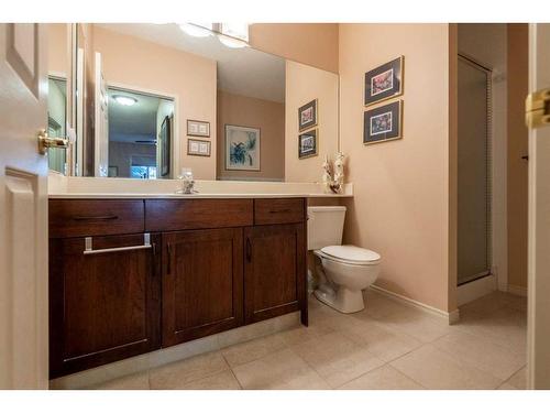 119-2144 Paliswood Road Sw, Calgary, AB - Indoor Photo Showing Bathroom