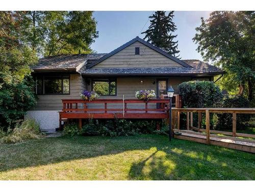 3025 Roxboro Glen Road Sw, Calgary, AB - Outdoor With Deck Patio Veranda