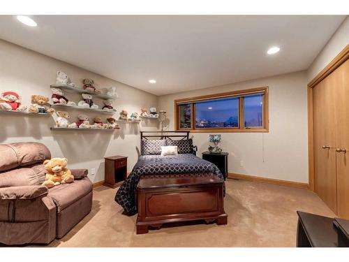 63 Pinebrook Way Sw, Rural Rocky View County, AB - Indoor Photo Showing Bedroom