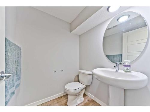 404-70 Saddlestone Drive Ne, Calgary, AB - Indoor Photo Showing Bathroom