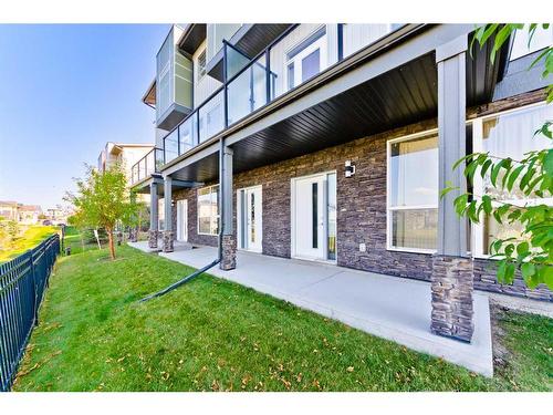 404-70 Saddlestone Drive Ne, Calgary, AB - Outdoor