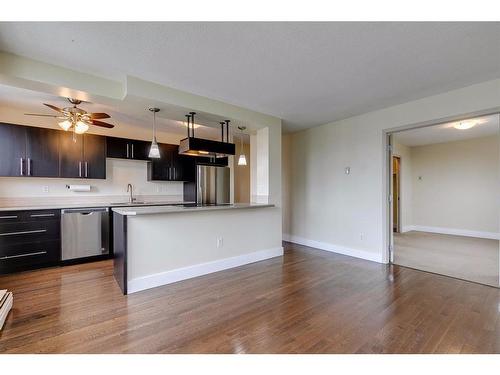 302-505 19 Avenue Sw, Calgary, AB - Indoor Photo Showing Kitchen