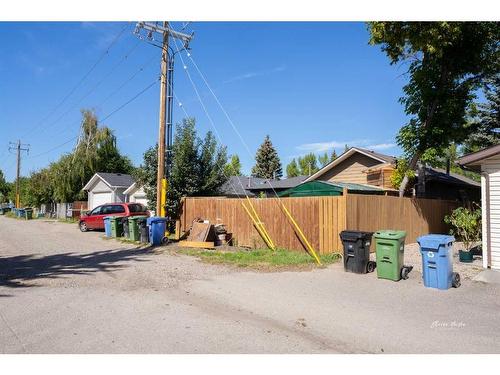 109 Mckerrell Way Se, Calgary, AB - Outdoor