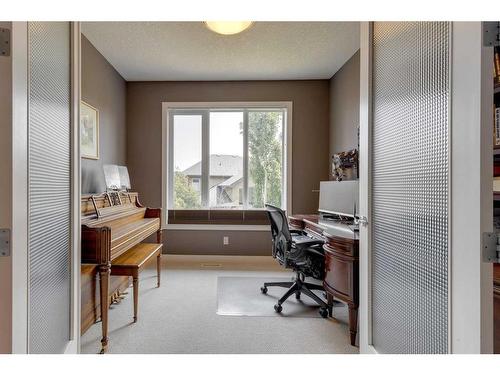 189 Cranleigh Terrace Se, Calgary, AB - Indoor Photo Showing Office