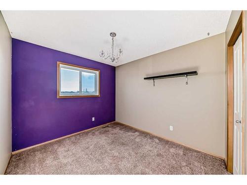 84 Covebrook Close Ne, Calgary, AB - Indoor Photo Showing Other Room