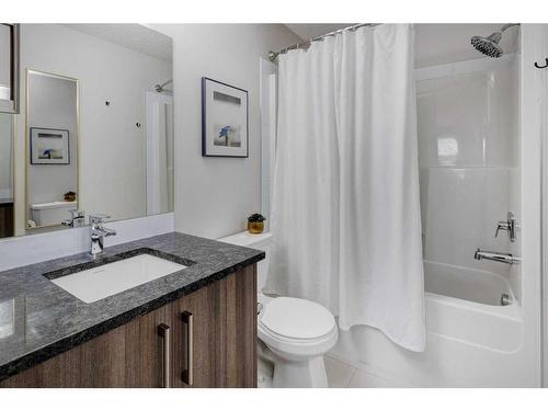 309-16 Sage Hill Terrace Nw, Calgary, AB - Indoor Photo Showing Bathroom