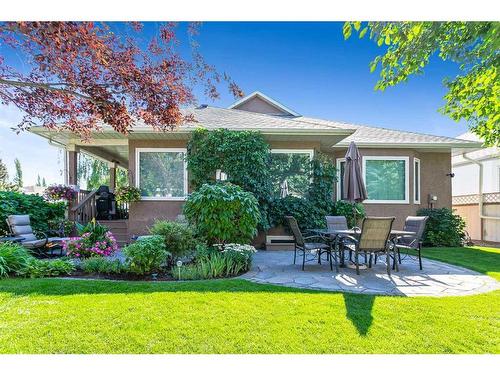 3 Evergreen Close Sw, Calgary, AB - Outdoor