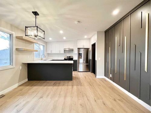 63 Margate Place Ne, Calgary, AB - Indoor Photo Showing Kitchen With Upgraded Kitchen