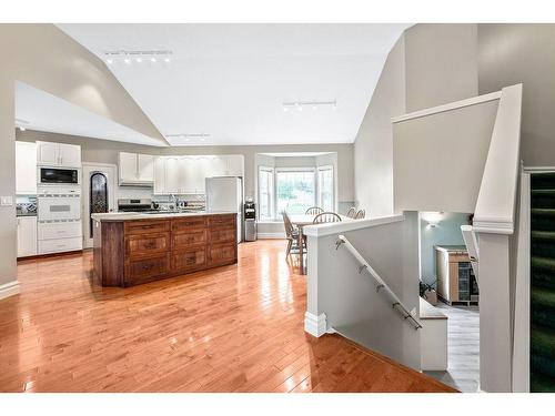 246025 20 Street East, Rural Foothills County, AB - Indoor Photo Showing Kitchen