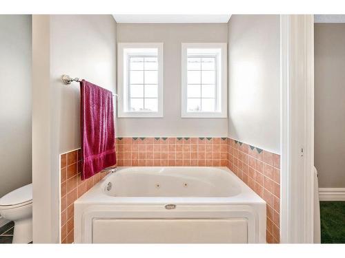 246025 20 Street East, Rural Foothills County, AB - Indoor Photo Showing Bathroom