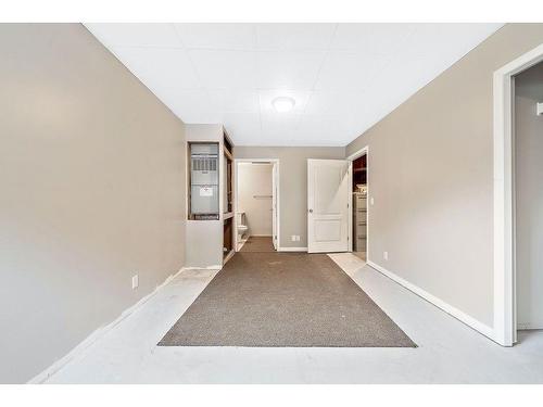 246025 20 Street East, Rural Foothills County, AB - Indoor Photo Showing Other Room