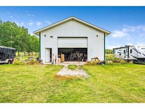 246025 20 Street East, Rural Foothills County, AB - Outdoor