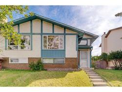 4830 60 Street NE Calgary, AB T1Y 5E9