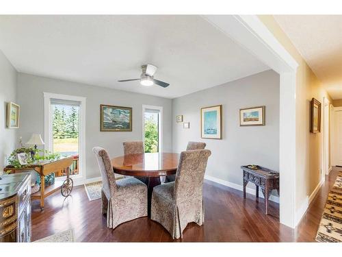 40 Mount Vista Estates, Rural Rocky View County, AB - Indoor Photo Showing Dining Room